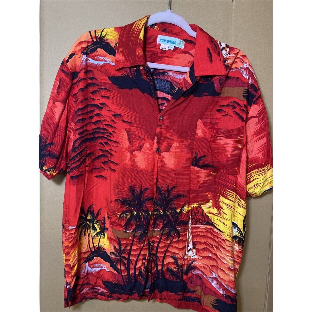 Men's Medium‎ FUN-WEAR Hawaiian Island Sunset Beach Palm Trees Shirt Rayon